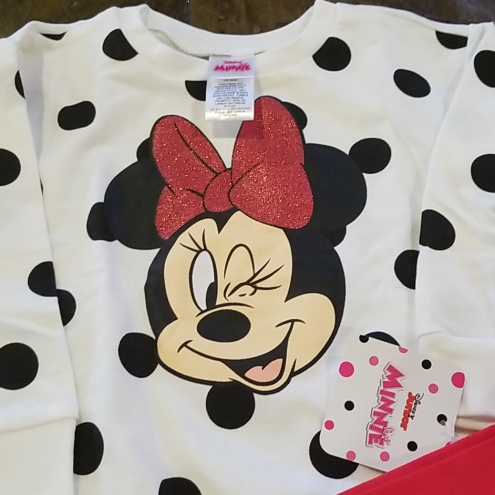 Minnie 2 piece.